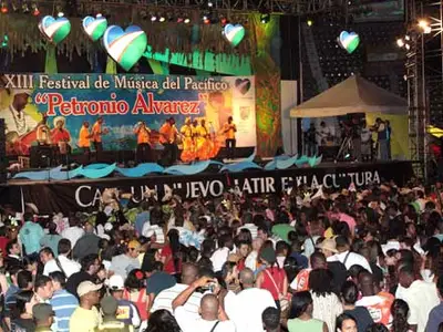 Violines caucanos, marimbas y chirimías… llegó el Petronio Álvarez