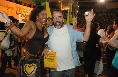 Petronio embrujó a Satanás