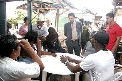 Alcalde inició socialización de la "Bicentenario" en Santa Elena