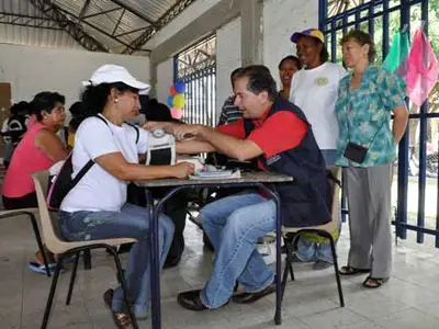 La comunidad de Manuela Beltrán participó en el Festival de la Salud