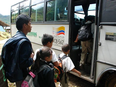 Continúa transporte escolar rural en Cali