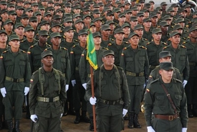 Mil auxiliares de Policía de sectores populares comenzaron formación técnica en el Sena