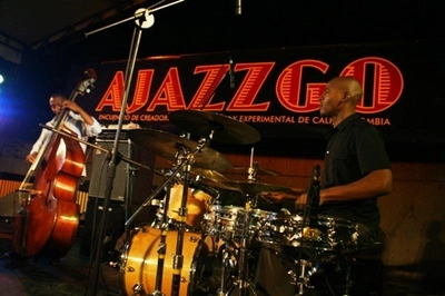 Un Ajazzgo cubano en la Tertulia, un gol más de la Cultura
