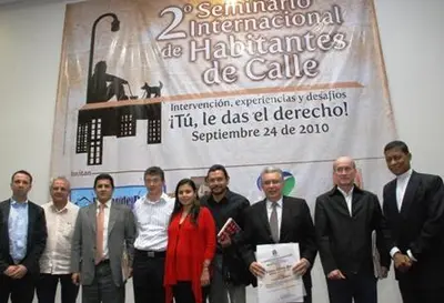 Alcalde recibió reconocimiento de la iglesia católica
