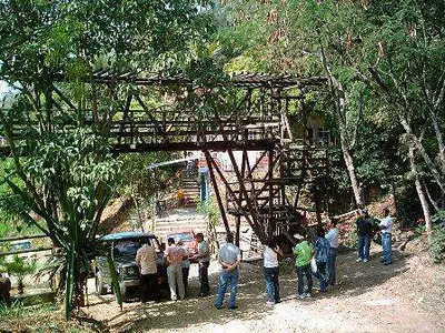 Reforestación en Ecoparque Bataclán
