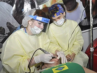 Cirugías y consulta médicas especializadas gratis para personas de escasos recursos
