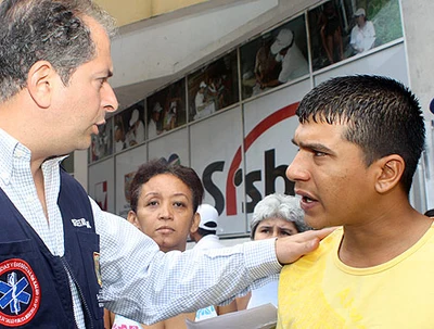 Es obligatorio que los padres aseguren  la salud de sus hijos