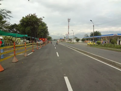 La autopista Simón Bolívar, otro resultado de las 21 Megaobras
