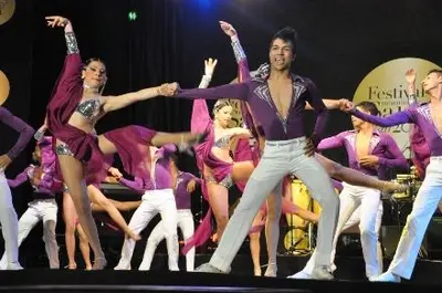 El Festival Mundial de Salsa, un destello de color sin igual