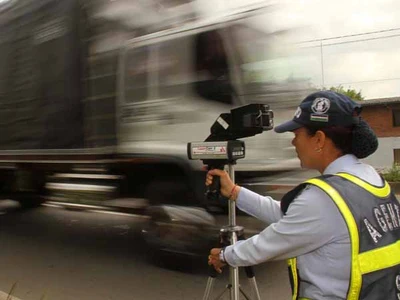 Conductores acelerados no podrán escapar al nuevo radar de velocidad