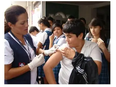 En la Red de Salud Centro, hay ‘Vacunación sin barreras’