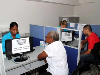 Alcaldía amplia número de oficinas de atención al contribuyente de megaobras
