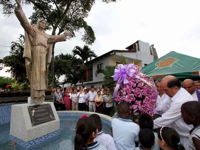 Alcalde convoca a escultores de todo el país  a levantar monumento con armas entregadas en el oriente caleño