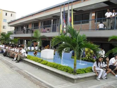 La Secretaría de Educación de Cali reitera que no se permiten cobros en instituciones educativas
