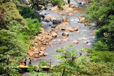 El Meléndez, un río de contrastes