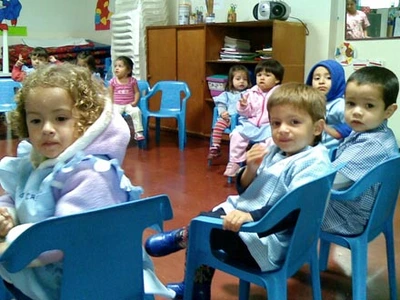 1.600 madres e infantes de escasos recursos en Cali se han beneficiado con el proyecto ‘Vaso de leche’