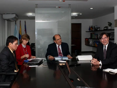Gobierno de Francia enseñará francés a docentes de instituciones educativas de Cali