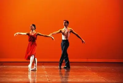 Compañía TF4, en el Teatro Salamandra