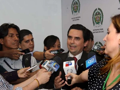 Rueda de prensa sobre cierre de minas en los cerros tutelares