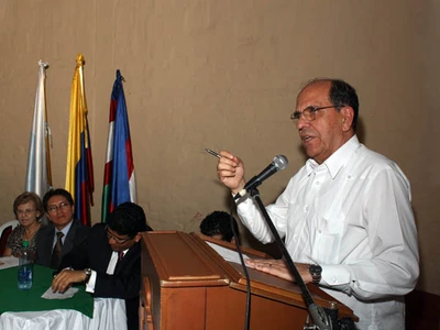 Estudiantes de los colegios El Diamante y Luz Haideé Guerrero, aprovecharán tres horas más de formación