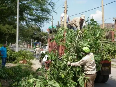 El Dagma, atento a escuchar a la comunidad sobre casos ambientales urgentes en la Comuna 13