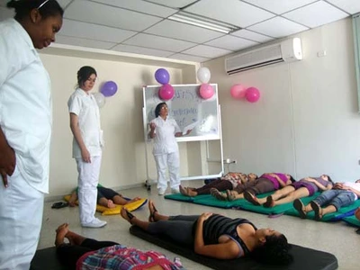 Mujeres, amigas del ejercicio para un buen parto: en dos semanas, ‘grados’ en la Red de Salud Centro por ser buenas mamás