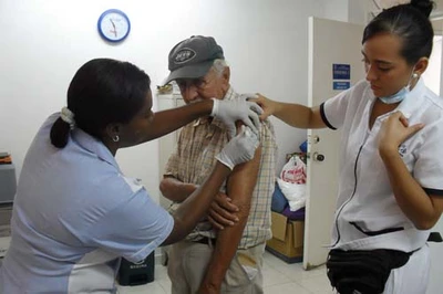 Caleños, la Administración Municipal anuncia última fecha para vacunarse contra la influenza