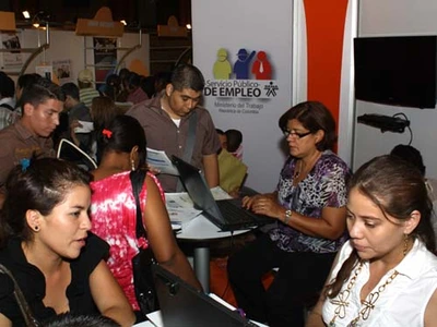 Empresas ofertan unas 1.300 vacantes durante la II Feria del Empleo y el Emprendimiento