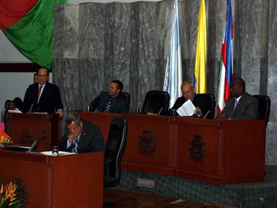 El Alcalde presentará en sesiones extras proyecto de escisión de Telco