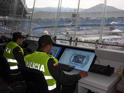“Medidas protegieron el estadio Pascual Guerrero y al público durante el concierto de Vicente Fernández”