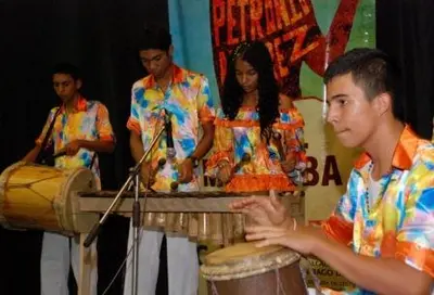 A partir de esta noche, se prenderá la fiesta del Litoral