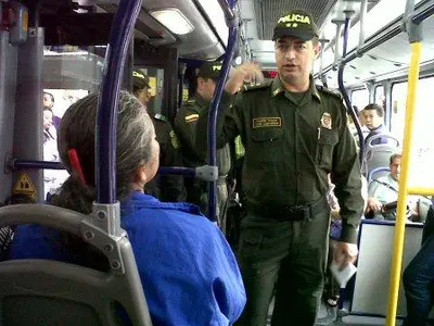 "250 agentes de Policía hacen del MÍO uno de los sistemas más seguros"