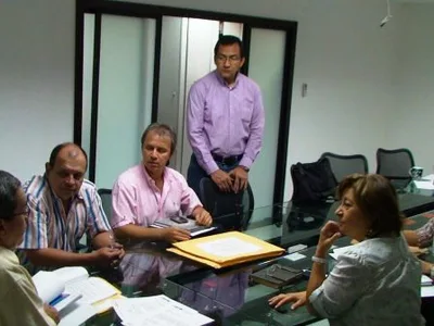 Culminó recepción de propuestas para la licitación pública de adquisición de vehículos en la Secretaría de Tránsito