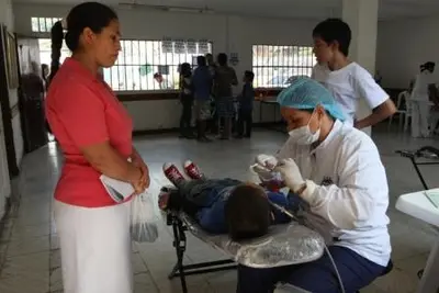 La Secretaría de Salud y la UES Ladera realizaron jornada integral de salud en la Comuna 1