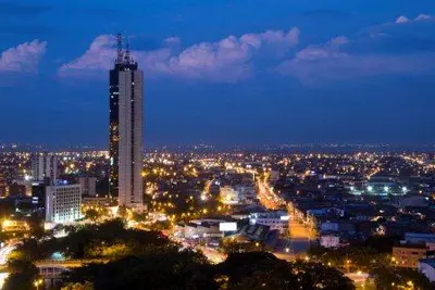 ‘Me voy de rumba, pero no me derrumbo’ por Amor y Amistad