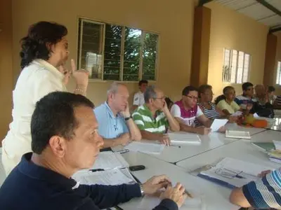 Líderes comunitarios y veedores, se capacitan en control social