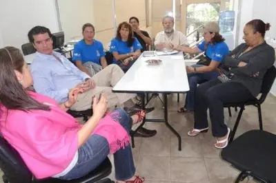 Habitantes de la Comuna 1 cuentan con servicio de consultorio jurídico