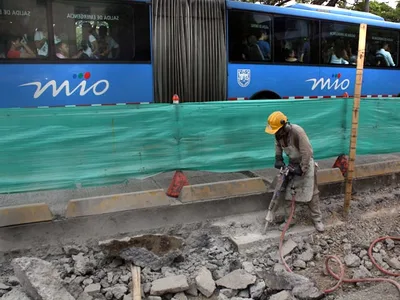 Obras de la calle 5 se pondrán al servicio del público en diciembre, antes de lo proyectado