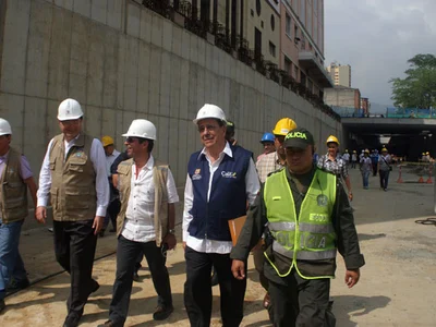 Avanzan las obras del túnel de la Avenida Colombia: ya está cubierto entre las clls. 6 y 11
