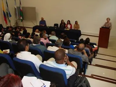 La Alcaldía y empresarios buscan que rectores sean líderes