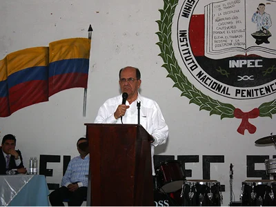 La Alcaldía y el Concejo entregan unidad de sanidad a la cárcel de Villahermosa