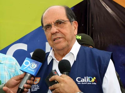 Alcalde Guerrero entrega obras de educación y salud a la ciudad