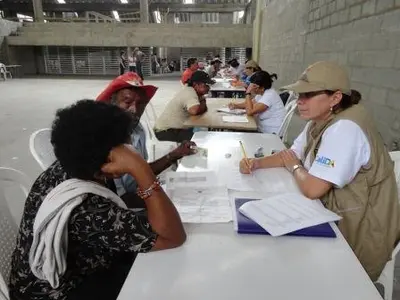 Carretilleros responden al llamado de la Alcaldía para verificar el censo de 2006