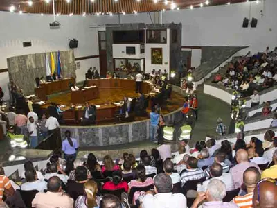 El alcalde Guerrero Velasco fomenta tertulias con los concejales para impulsar proyectos de ciudad