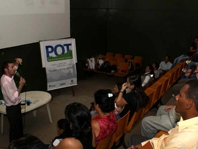 Socialización de ajustes del POT con el sector académico