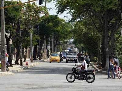 La Alcaldía recupera la carrera 39 y mejora redes de servicios