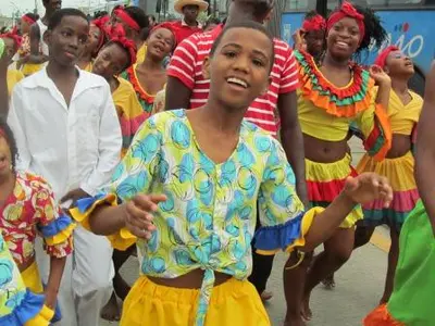 El oriente vibró con el Desfile del Carnaval por la Vida y la Convivencia