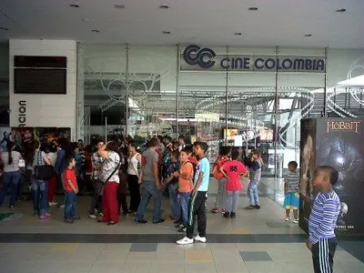 2.387 niños de escasos recursos se emocionaron con cine gratis para ellos