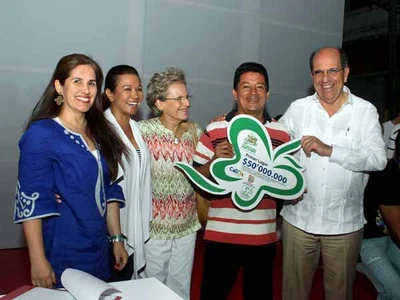 “Entre todos los vecinos mejoraremos un parque en nuestro barrio”