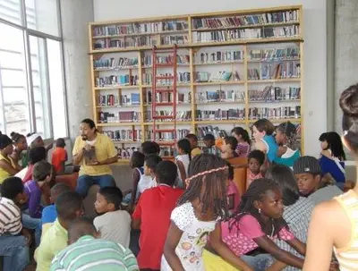 Recital poético en el Día del Pacífico: programa de la Secretaría de Cultura